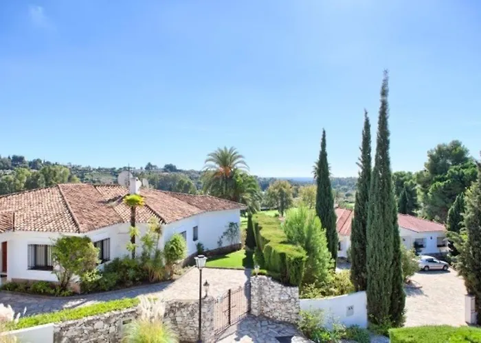 Pueblo Cortes Del Golf Appartement Estepona