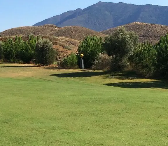 Pueblo Cortes Del Golf