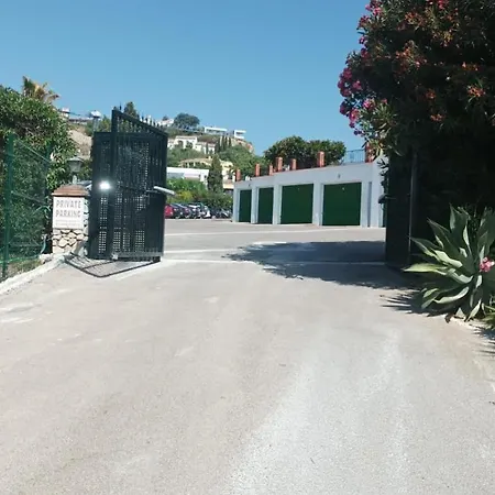 公寓 Pueblo Cortes Del Golf 埃斯特波纳