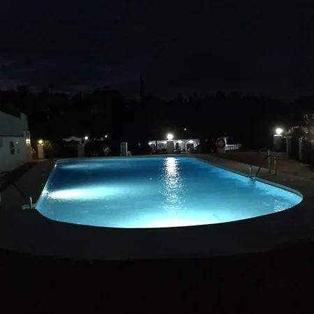 Pueblo Cortes Del Golf *