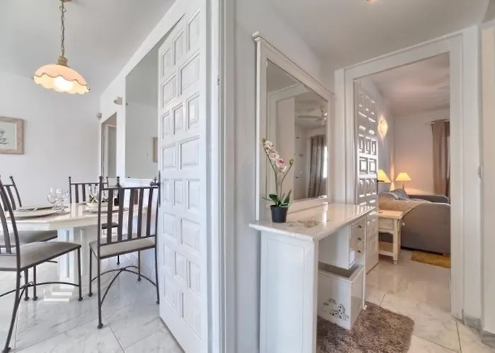 Pueblo Cortes Del Golf Apartamento